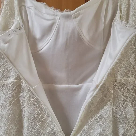 Astr The Label White Lace Bustier Style Dress Size Large NWT - Picture 8 of 8